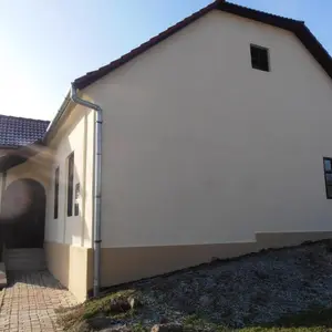     Oprava Pamätnej fary P. E. Dobšinského 