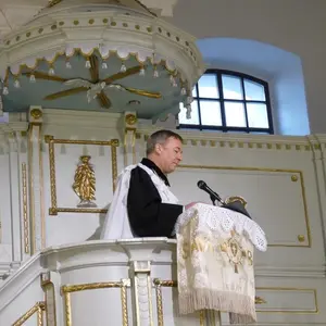 Z vianočných služieb Božích v médiách 