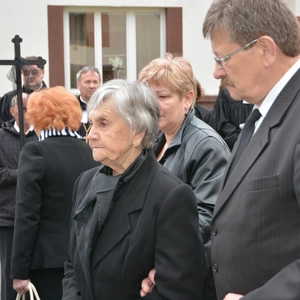 Posledná rozlúčka s bratom Ivanom Štefanom Šenšelom 