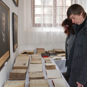  Biblie – výstava v Senici