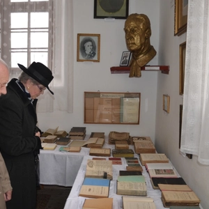  Biblie – výstava v Senici