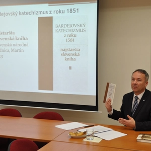 Tlačovka s generálnym biskupom aj o IV. ECD 